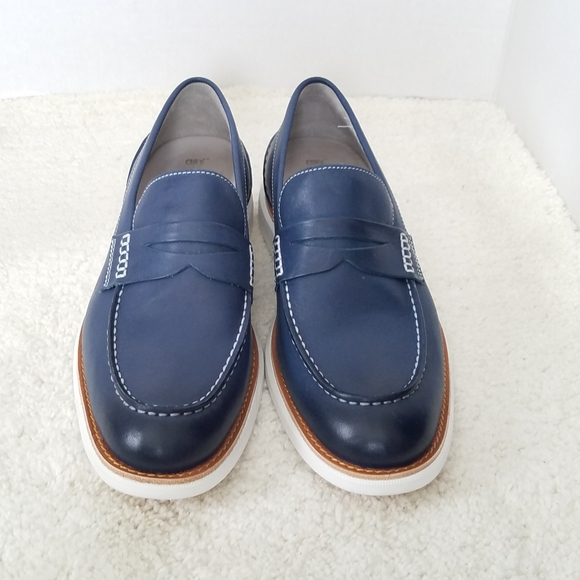 Sperry Other - Sperry Gold Cup Bellingham Navy Penny Loafers